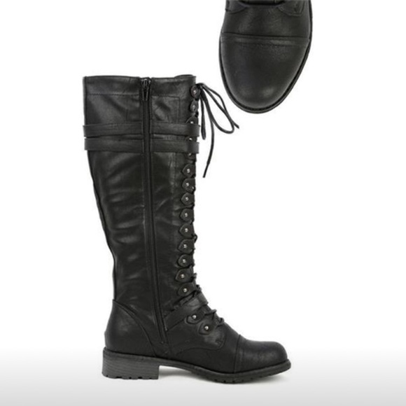 Boots - Picture 5 of 5